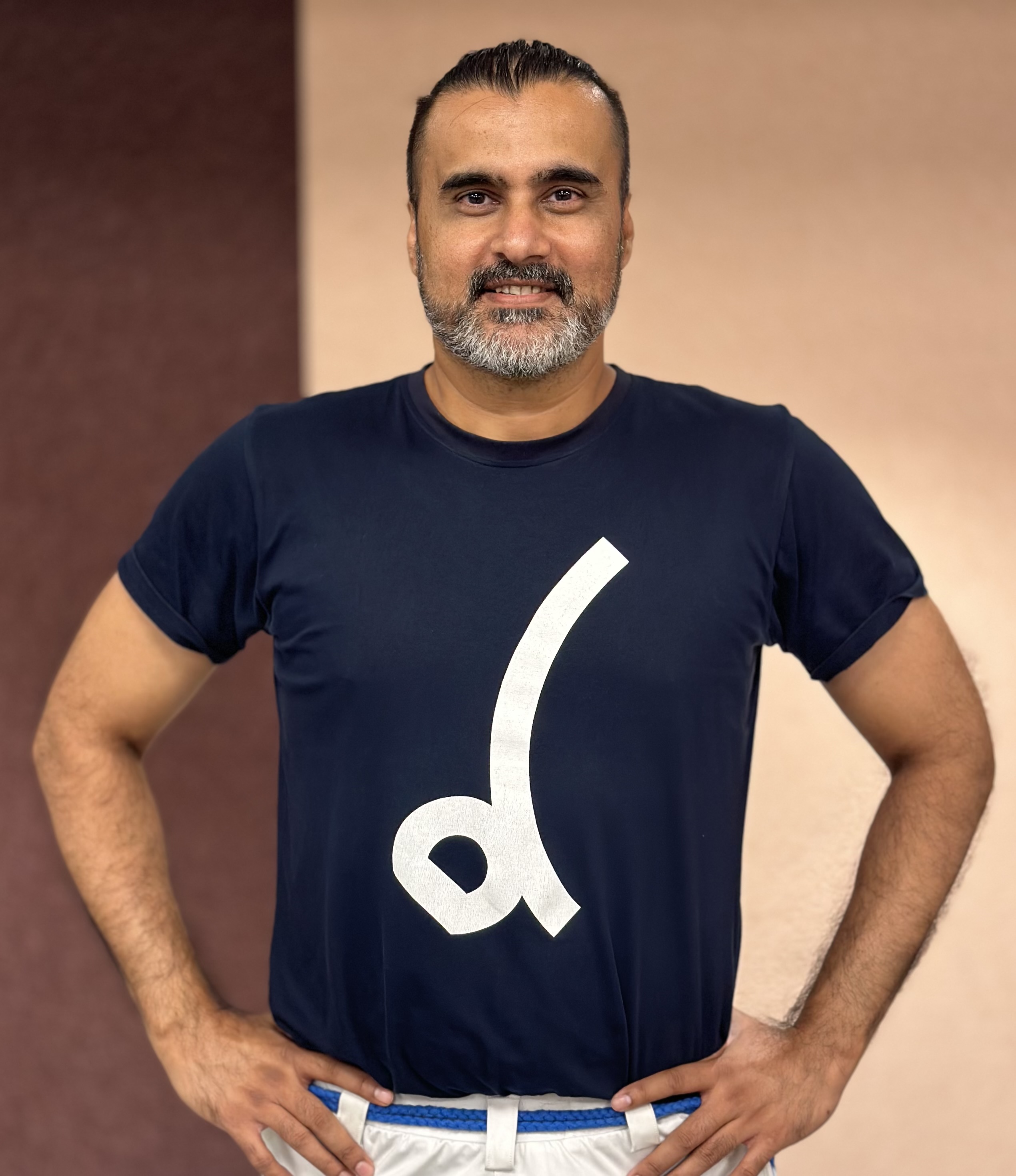 Cabeça - Parikshit Sadh